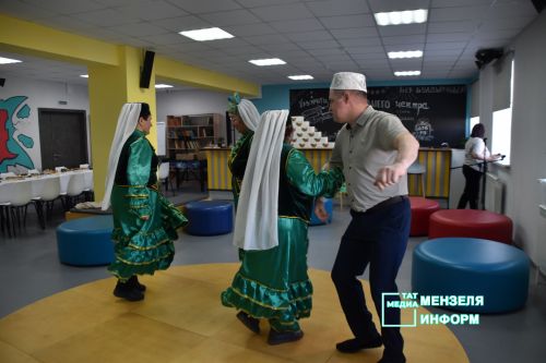 Праздник весны, таланта и танца: ТОС подарил незабываемый вечер для женщин