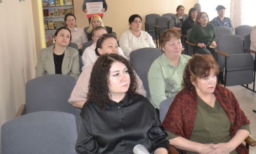 На совещании рабочей группы по вопросам межнациональных и межконфессиональных отношений в Мензелинске вручили благодарственные письма