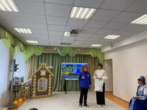 В детском саду № 10 «Чишма» прошло мероприятие «Добрая дорога детства»