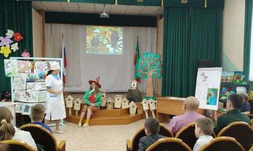 В Мензелинской школе-интернате отметили День птиц