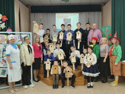 В Мензелинской школе-интернате отметили День птиц