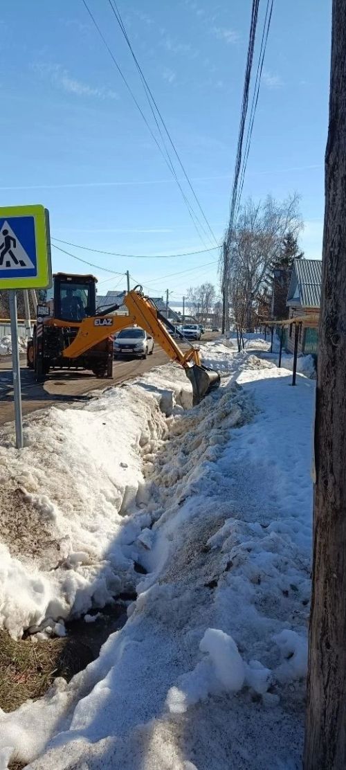 Противопаводковые мероприятия в Мензелинске: работы продолжаются