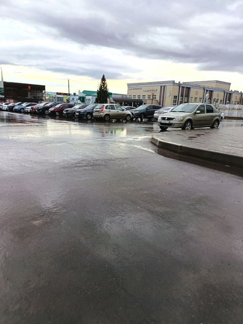 Татарстанда 10 апрель көнне секундына 20 метрга кадәр җил, кар һәм яшен көтелә