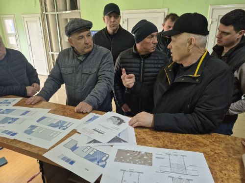 Глава Мензелинского района ознакомился с ходом строительства и реконструкции объектов