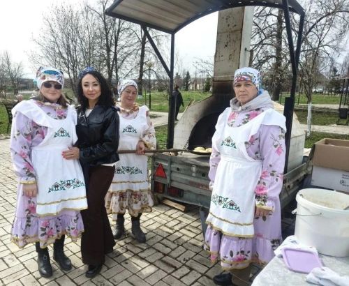 Мензелинцы встретили Первомай созидательным трудом: общегородской субботник объединил жителей
