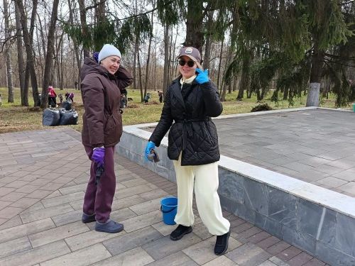 Мензелинцы встретили Первомай созидательным трудом: общегородской субботник объединил жителей