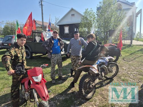В селе Коноваловка Мензелинского района День Победы встретили масштабным митингом и автопробегом