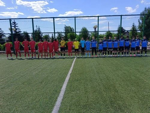 Две команды футболистов Мензелинска заняли 2 места