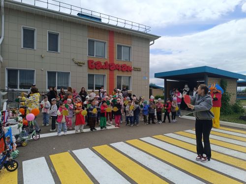 В детском саду «Балачаке» прошёл «Фестиваль самокатов»: безопасность, спорт и семейный драйв