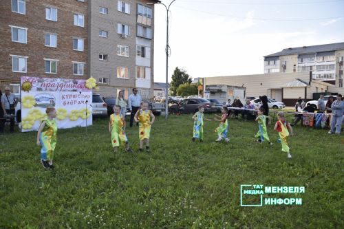 Праздник «Күршеләр» собрал жителей поселка Изыскателей