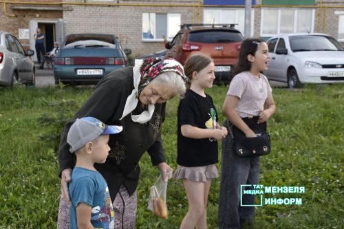 Праздник «Күршеләр» собрал жителей поселка Изыскателей