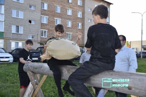 Праздник «Күршеләр» собрал жителей поселка Изыскателей
