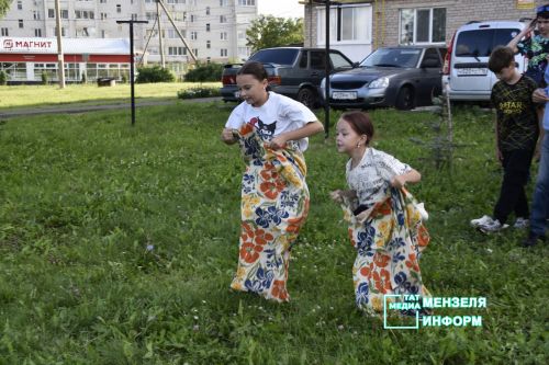 Праздник «Күршеләр» собрал жителей поселка Изыскателей