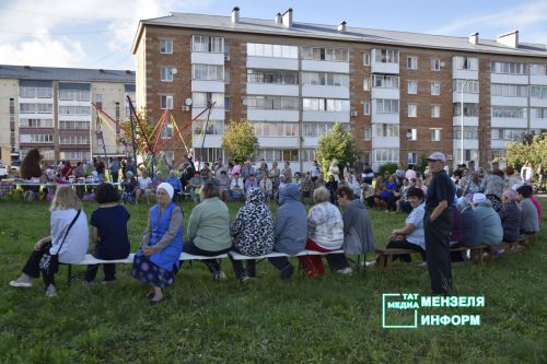 Праздник «Күршеләр» собрал жителей поселка Изыскателей