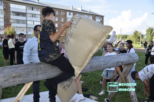 Праздник «Күршеләр» собрал жителей поселка Изыскателей