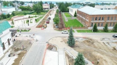 Улица Карла Маркса в Мензелинске меняет облик