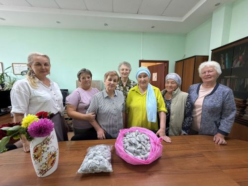 Мензелинские пенсионеры поддерживают бойцов СВО
