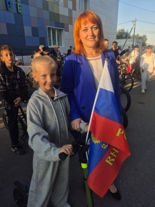 Минзәләдә Россия флагы көненә багышланган велойөреш булды