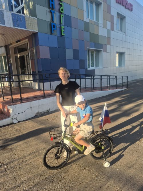 Минзәләдә Россия флагы көненә багышланган велойөреш булды
