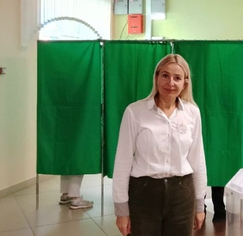Высокая активность наблюдается на избирательном участке № 1973 Мензелинска с утра