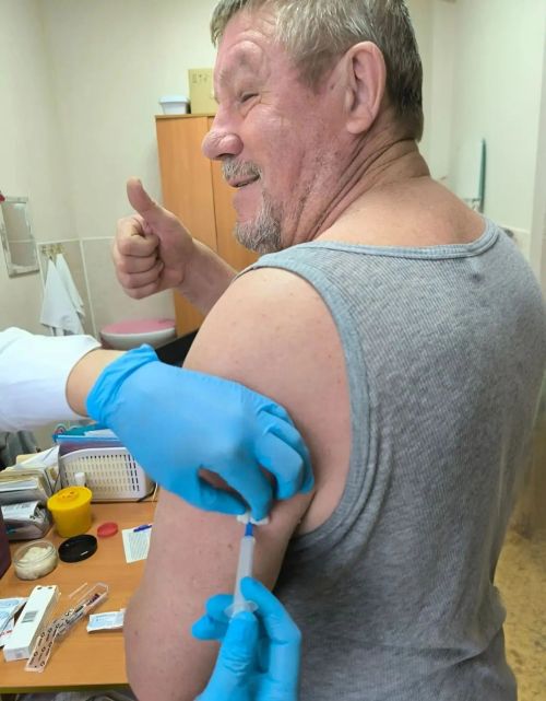 Минзәләдә медицина хезмәткәрләре сайлау көнне дә прививка ясый