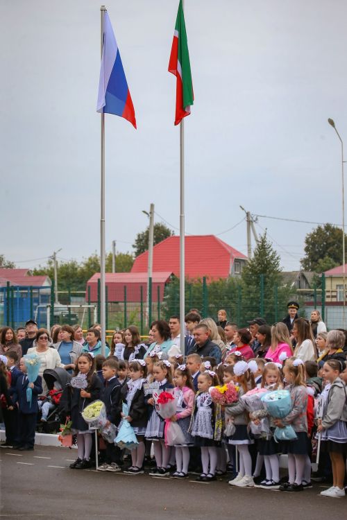 День знаний прошел  в средней школе № 2 Мензелинска
