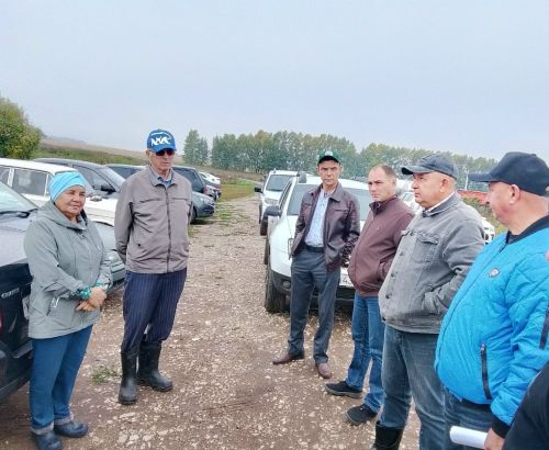 Айдар Салахов совершил очередной объезд хозяйств и поселений Мензелинского района