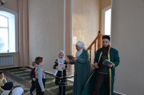Минзәлә мәчетендә бәйге-күргәзмә