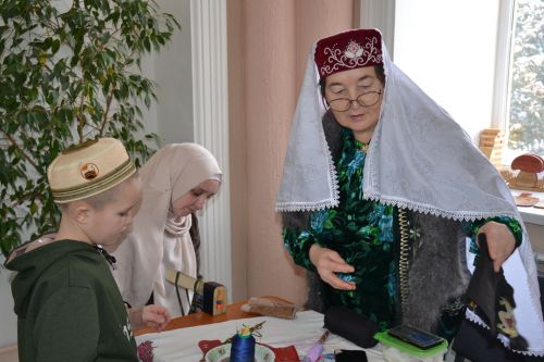Минзәлә мәчетендә бәйге-күргәзмә