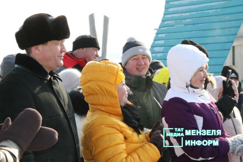 Соревнования по зимней ловле рыбы  и фестиваль ухи в Мензелинске