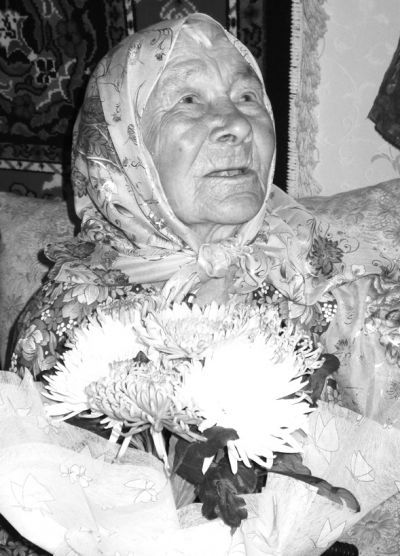 Наверное, косить нынче не буду, шутит 95-летняя жительница Кадрякова Мугульсум аби Бикмурзина