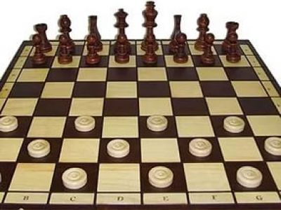 Мензелинский театр проведет шахматно-шашечный турнир