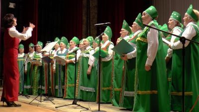 В Мензелинском Дворце культуры состоялся юбилейный концерт хора ветеранов
