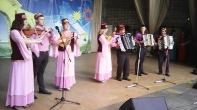 Выступления мензелинцев на Сабантуе в Екатеринбурге (ФОТО)