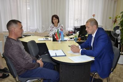 Начальник отдела рекламы Татарстанского УФАС России Дамир Камалеев посетил Мензелинский район