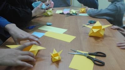 Мензелинские дети овладенили техникой оригами