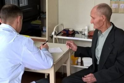 Замечательный врач-онколог появился в Мензелинской ЦРБ, для нас он – луч света