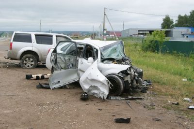 В Татарстане три машины попали в жуткое ДТП: погибла женщина