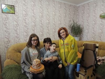 Волонтёры посетили семьи, где проживают люди с ограниченными возможностями