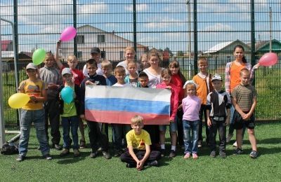 Мензелинские дети приняли участие в празднике, посвященном Дню России