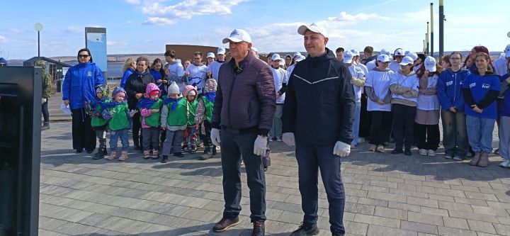 Мензелинский район поприветствовал участников всероссийской акции «Вода России» по телемосту