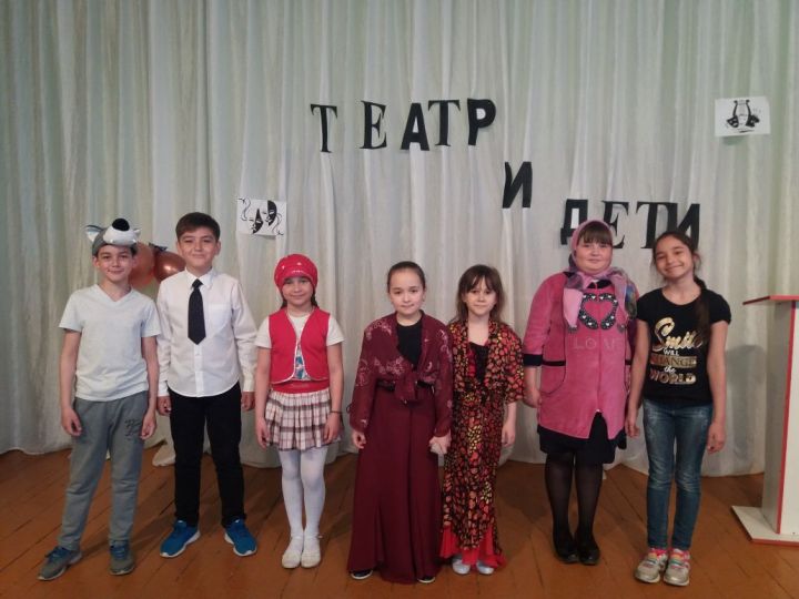 В СОШ №3  г.Мензелинск уже на протяжении многих лет проходят недели «Театр и дети»