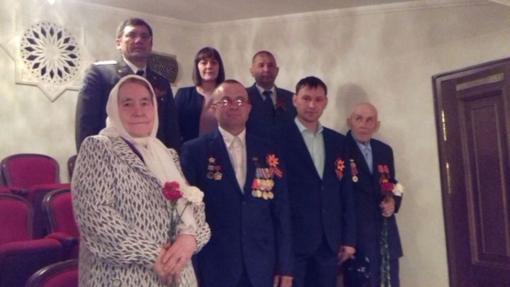 Мензелинские ветераны побывали в Казани