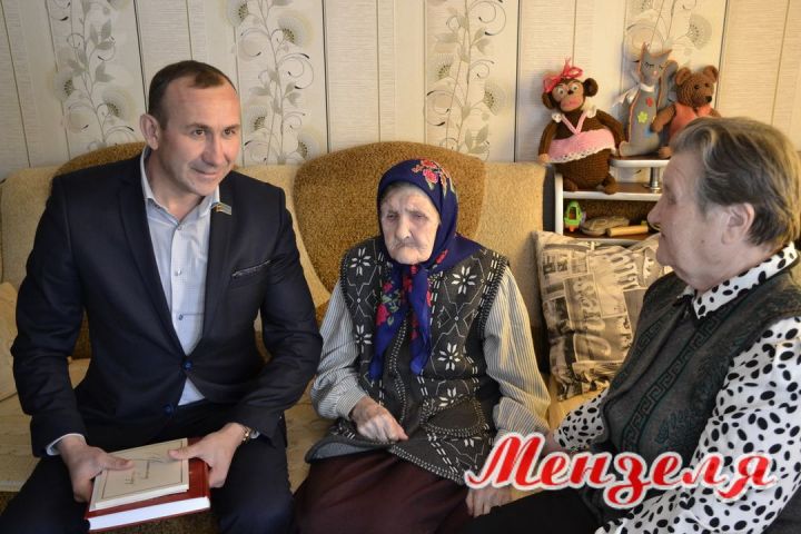 Секрет долголетия мензелинской долгожительницы Анны Крековой - в труде