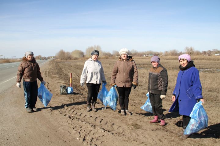 В Коноваловском сельском поселении очищают дороги