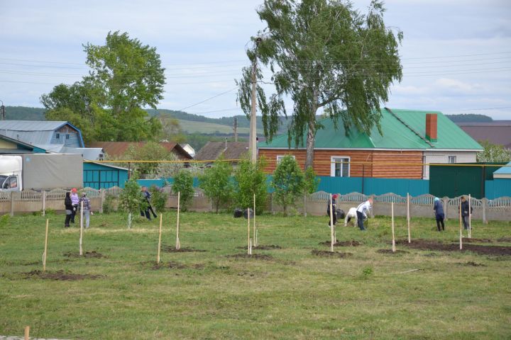 На Троицкой площади г.Мензелинск установили камеры видеонаблюдения