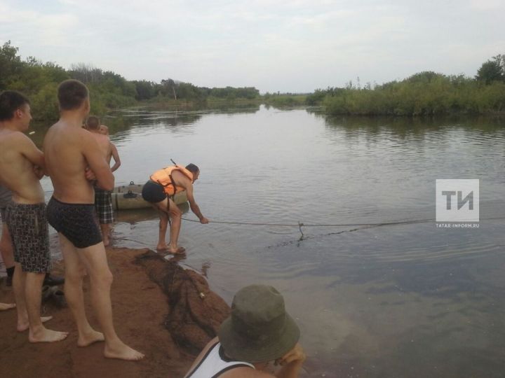 В Азнакаевском районе РТ 17-летний парень из Башкирии прыгнул в реку с моста и утонул
