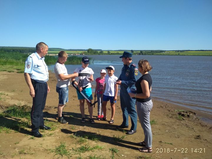 В Мензелинском районе ежедневно патрулируют места массового отдыха людей на водных объектах