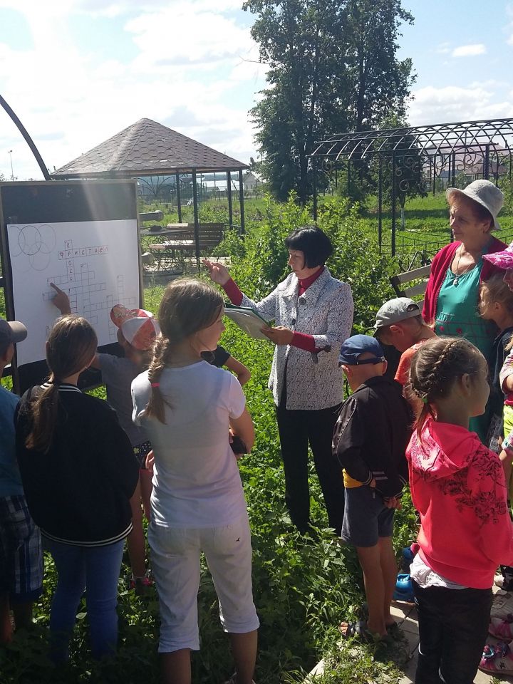 Библиотека провела День физкультурника в парке Победы в г.Мензелинск