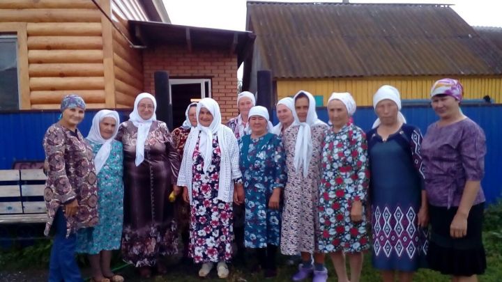 Розалия Фахретдинова из села Бикбулово отправилась в Хадж